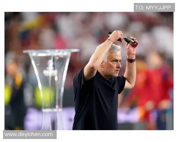 穆里尼奥怒斥欧足联争议判罚罗马惨遭点球淘汰真相揭晓